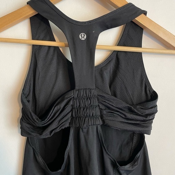 Lululemon Tone It Tank Size 6 Racerback Open Back - Picture 4 of 4